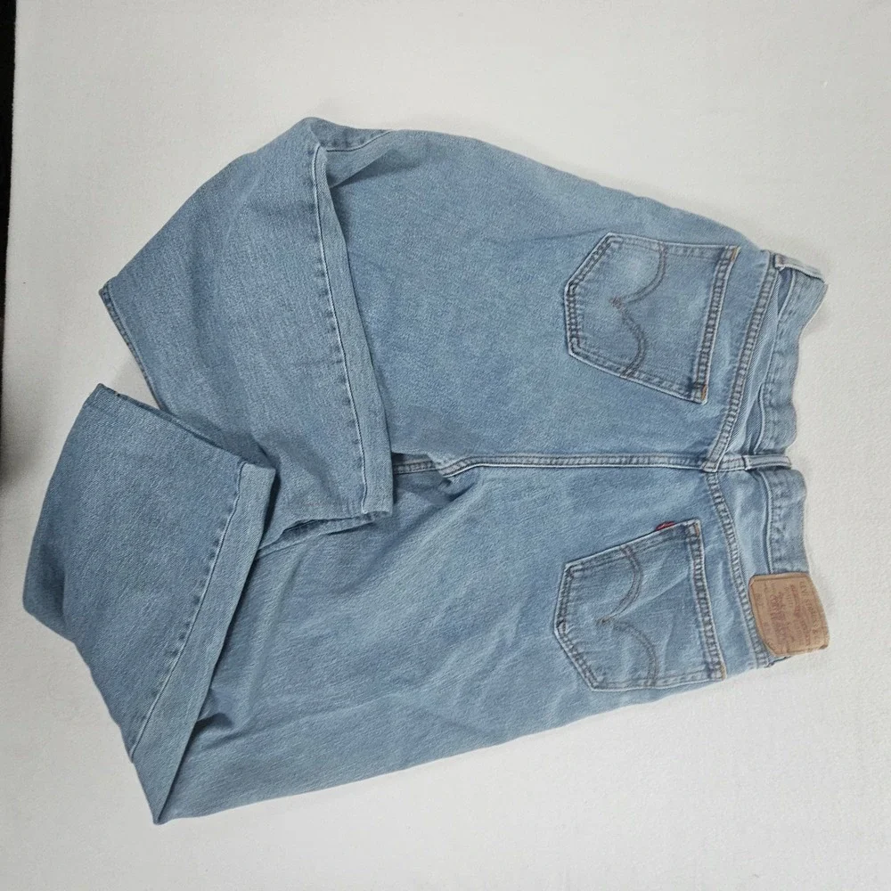 Aeropostale Mens Relaxed Fit Light Wash Denim Jeans 38x32 Blue 100% Cotton - Picture 9 of 10
